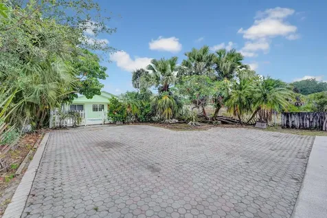 6959 Clendenin Street Lake Worth FL 33467