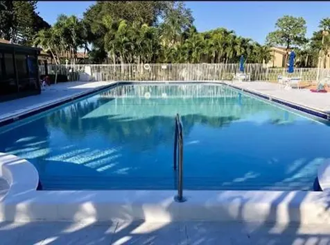 519 Shady Pine Way Greenacres FL 33415