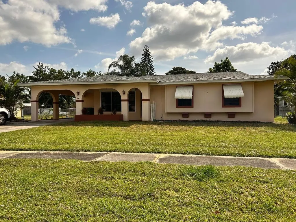 325 NE Orchard Street Port St Lucie FL 34983
