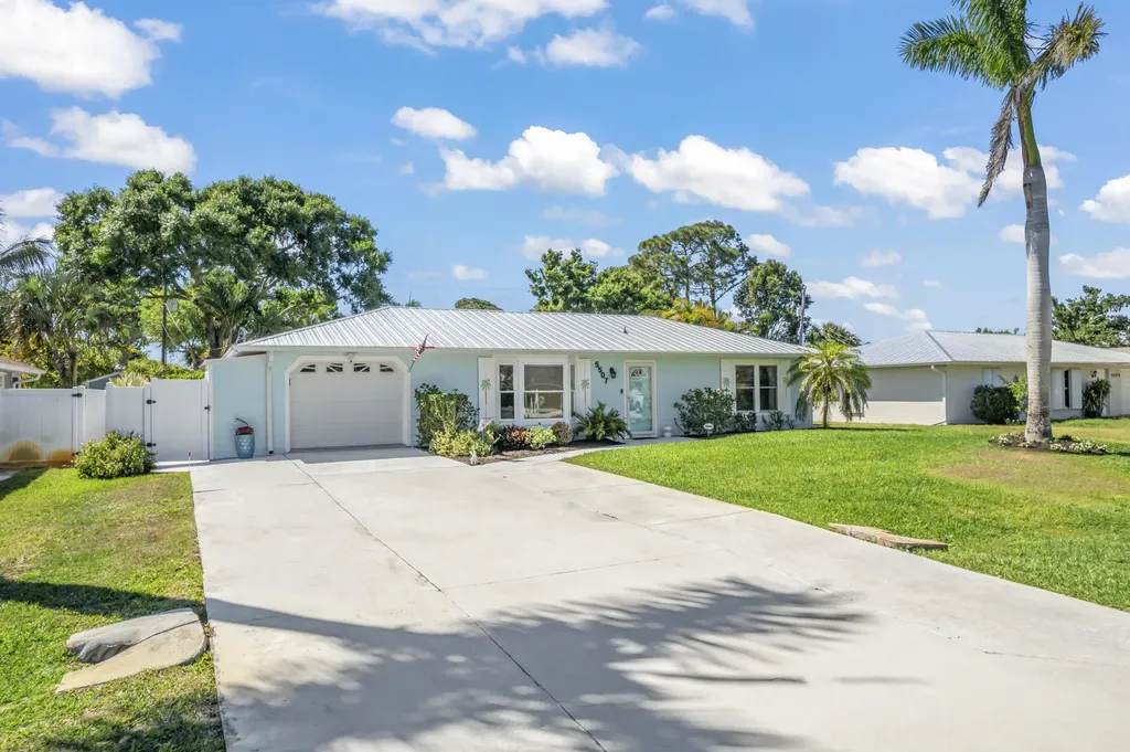 5507 Killarney Avenue Fort Pierce FL 34951