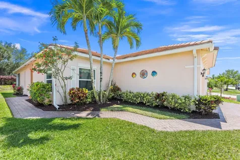 343 SW Coconut Key Way Port St Lucie FL 34986