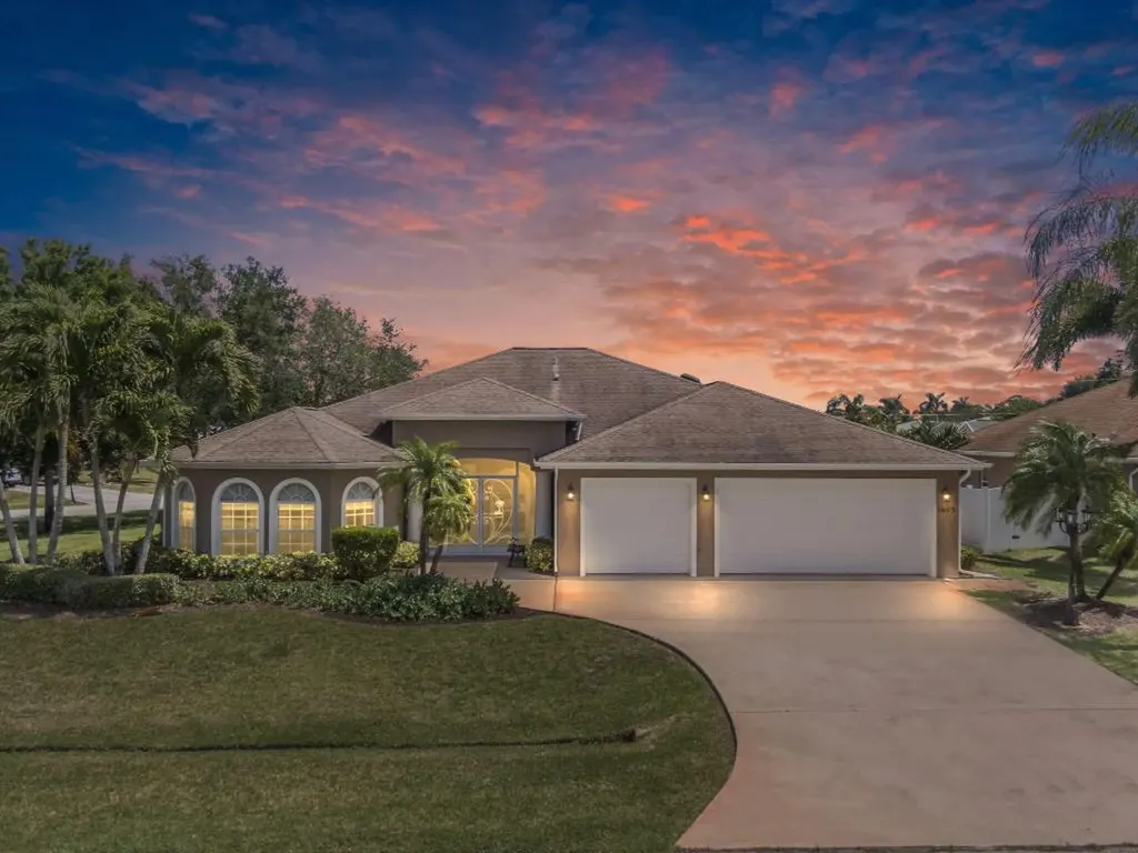 1605 SW Norman Lane Port St Lucie FL 34984