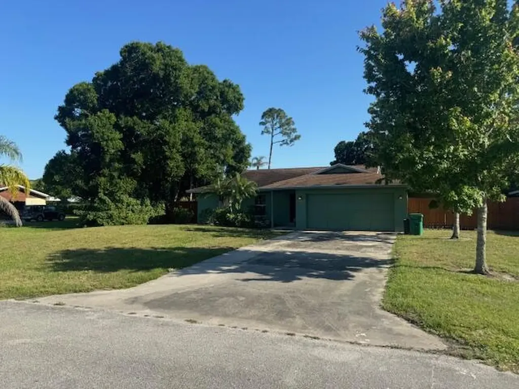 7109 Santa Rosa Parkway Fort Pierce FL 34951