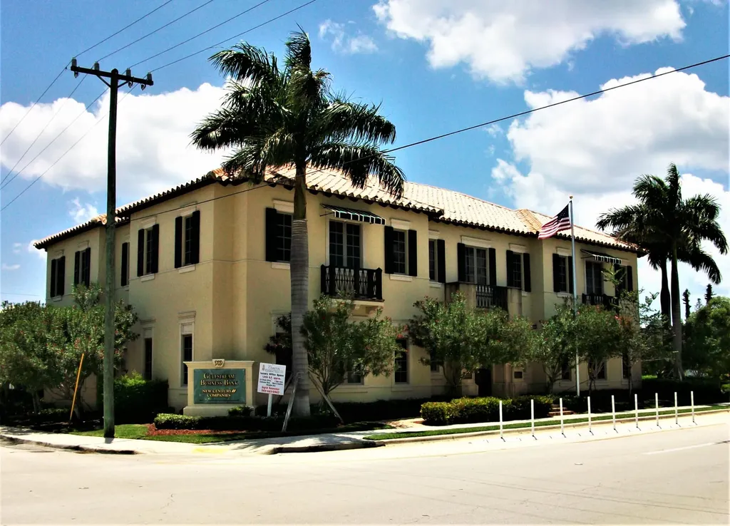 909 SE 5th Avenue Delray Beach FL 33483