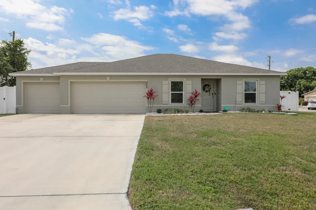 402 SE Doat Street Port St Lucie FL 34983