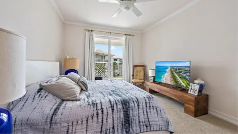 432 Bay Colony Drive N Juno Beach FL 33408