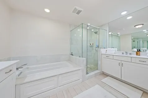 432 Bay Colony Drive N Juno Beach FL 33408