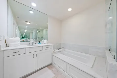 432 Bay Colony Drive N Juno Beach FL 33408