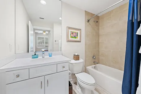 432 Bay Colony Drive N Juno Beach FL 33408