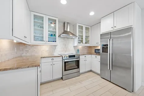 432 Bay Colony Drive N Juno Beach FL 33408