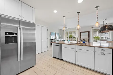 432 Bay Colony Drive N Juno Beach FL 33408