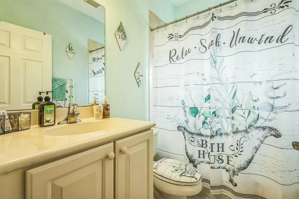 694 Cresta Circle West Palm Beach FL 33413