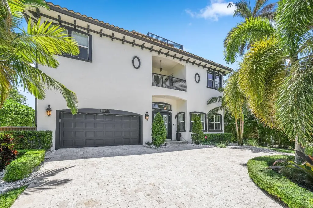 1030 Rhodes Villa Avenue Delray Beach FL 33483