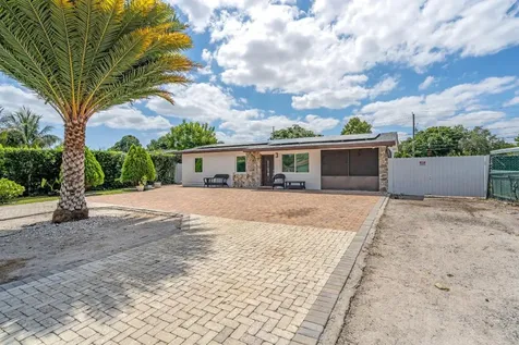 4650 Sutton Terrace S West Palm Beach FL 33415