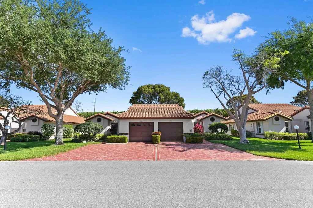 6040 Waldwick Circle Delray Beach FL 33484