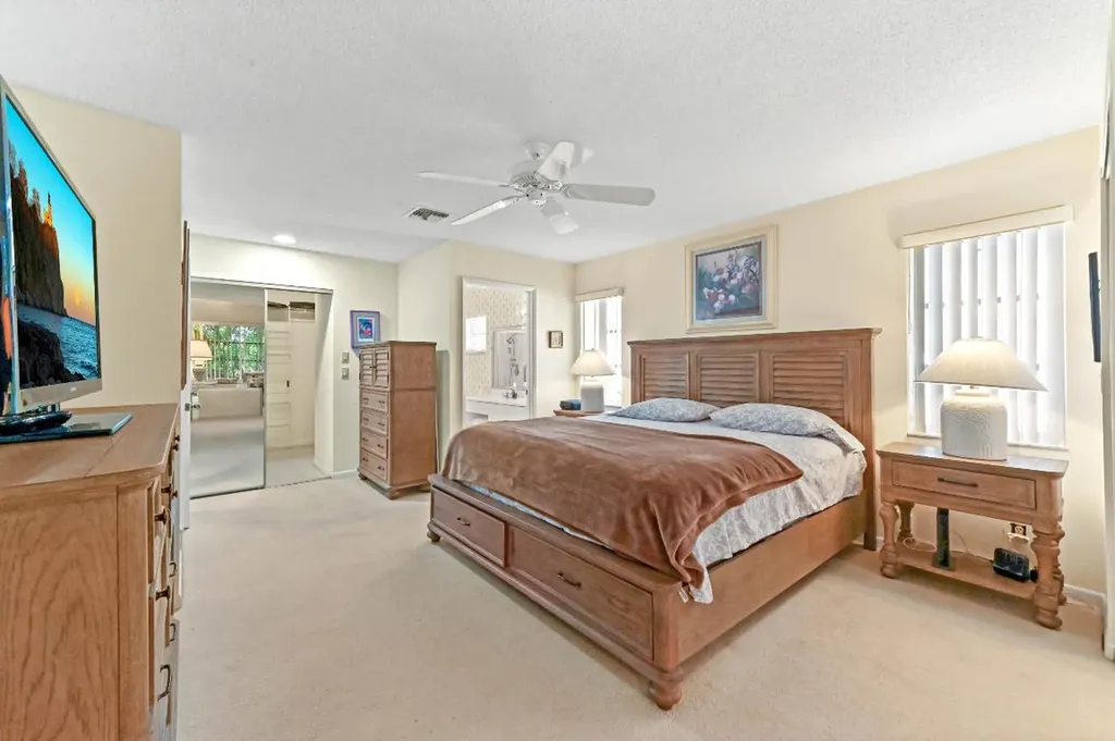 6040 Waldwick Circle Delray Beach FL 33484