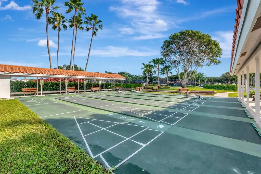 6040 Waldwick Circle Delray Beach FL 33484