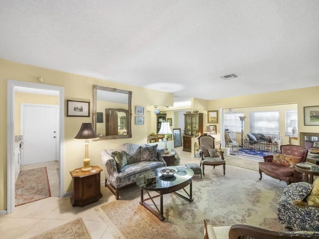 18390 SE Courtview Circle Jupiter FL 33469