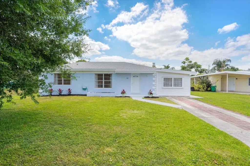 748 Altura Street Port St Lucie FL 34952
