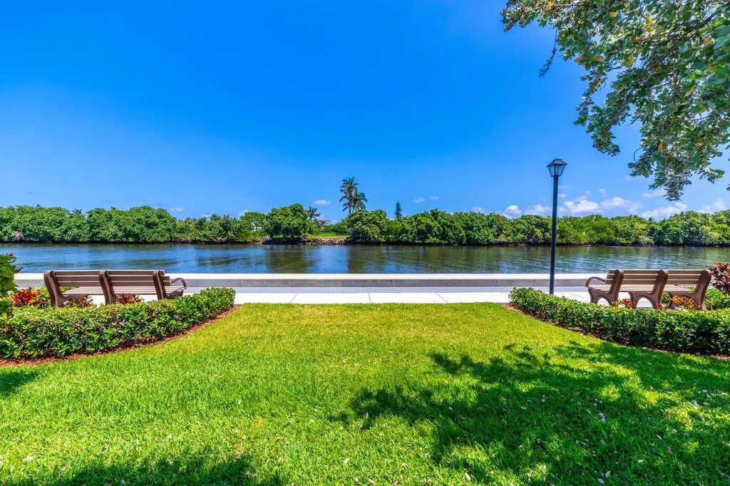 30 Colonial Club Drive Boynton Beach FL 33435