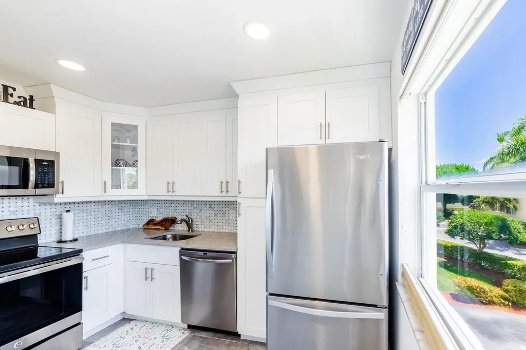 30 Colonial Club Drive Boynton Beach FL 33435