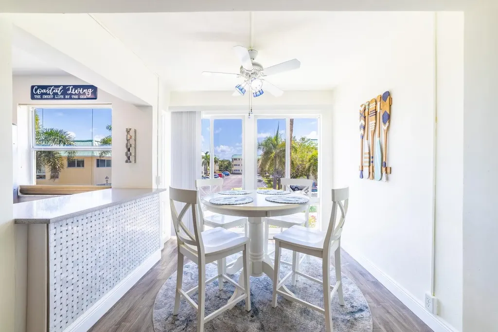 30 Colonial Club Drive Boynton Beach FL 33435