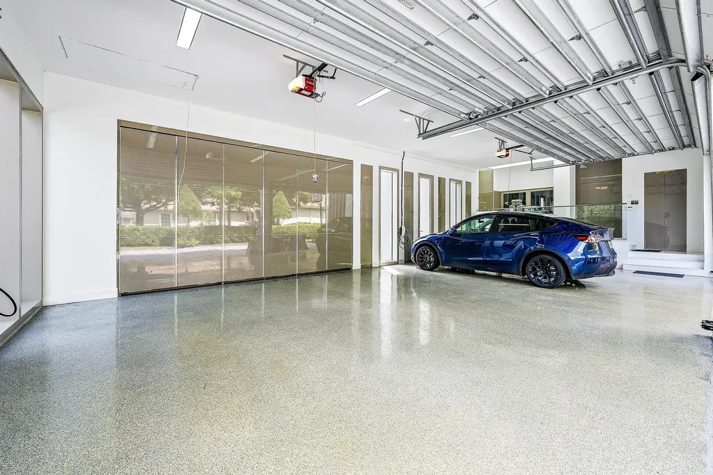 8119 Man O War Road Palm Beach Gardens FL 33418