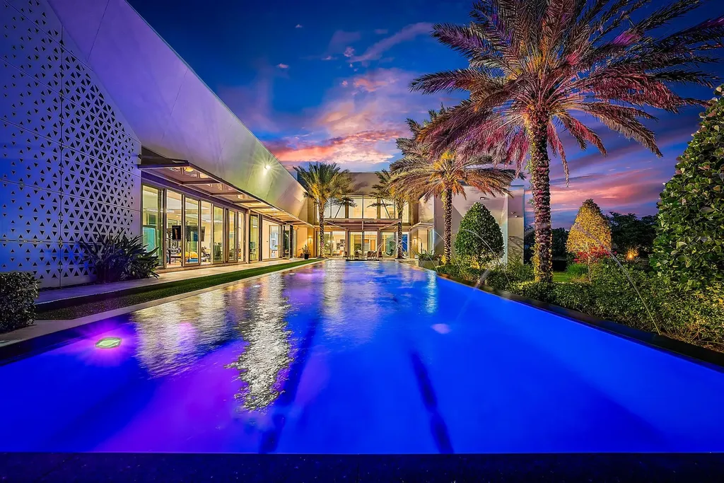 8119 Man O War Road Palm Beach Gardens FL 33418