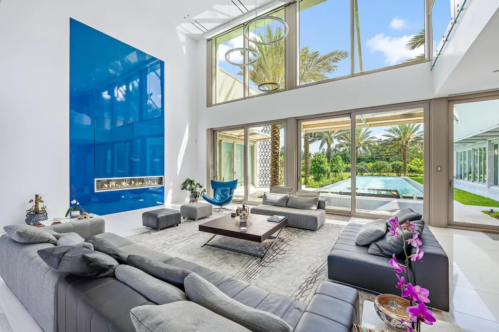8119 Man O War Road Palm Beach Gardens FL 33418