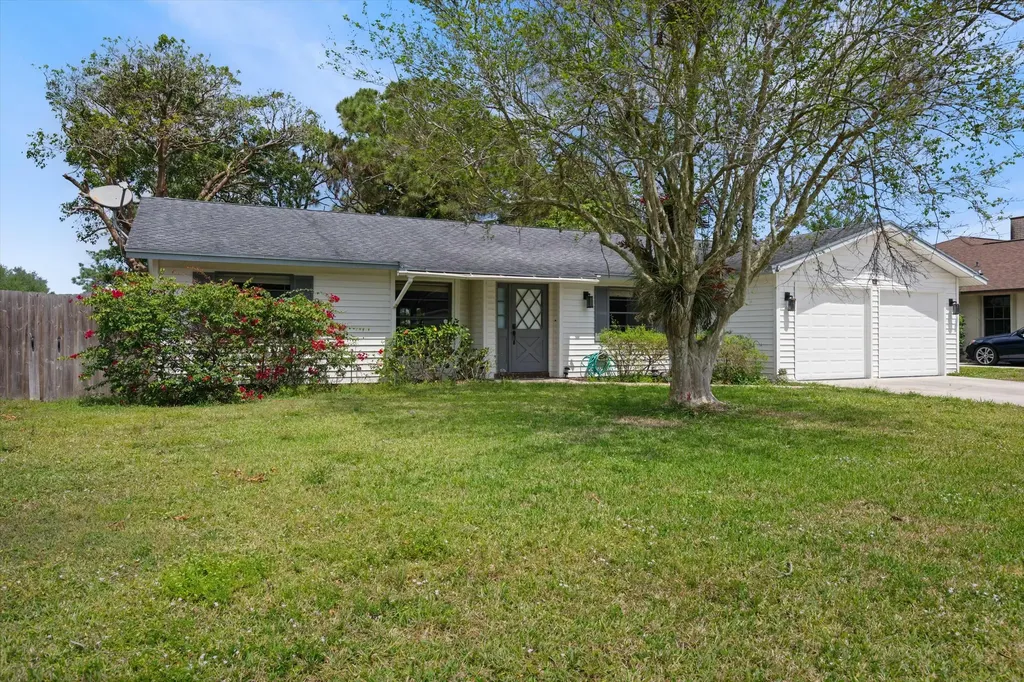 115 Gibraltar Street Royal Palm Beach FL 33411