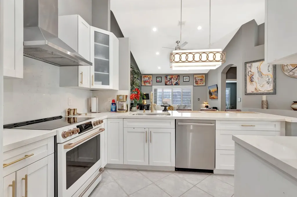 15432 Rosaire Lane Delray Beach FL 33484