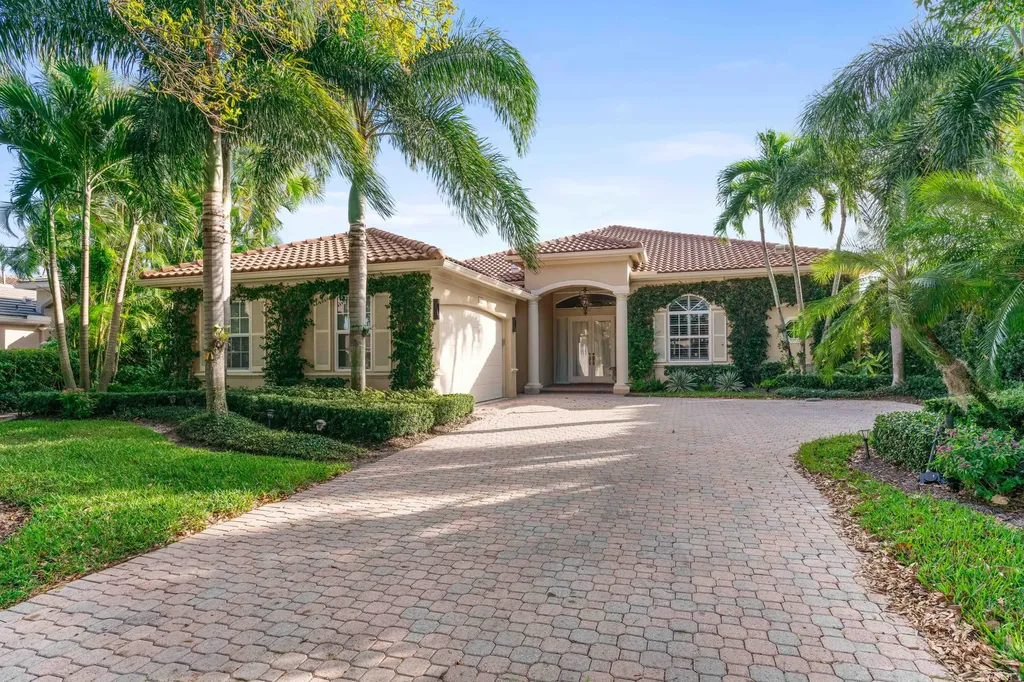 112 N Village Way Jupiter FL 33458