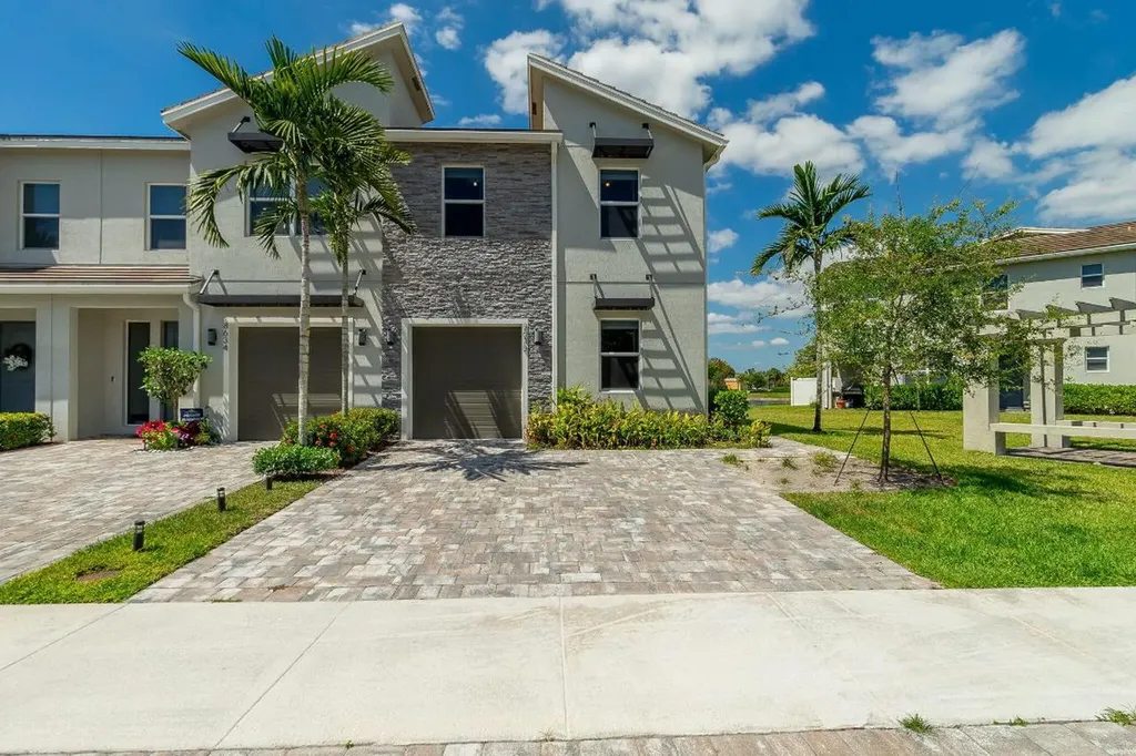8638 Via Mar Rosso Lake Worth FL 33467