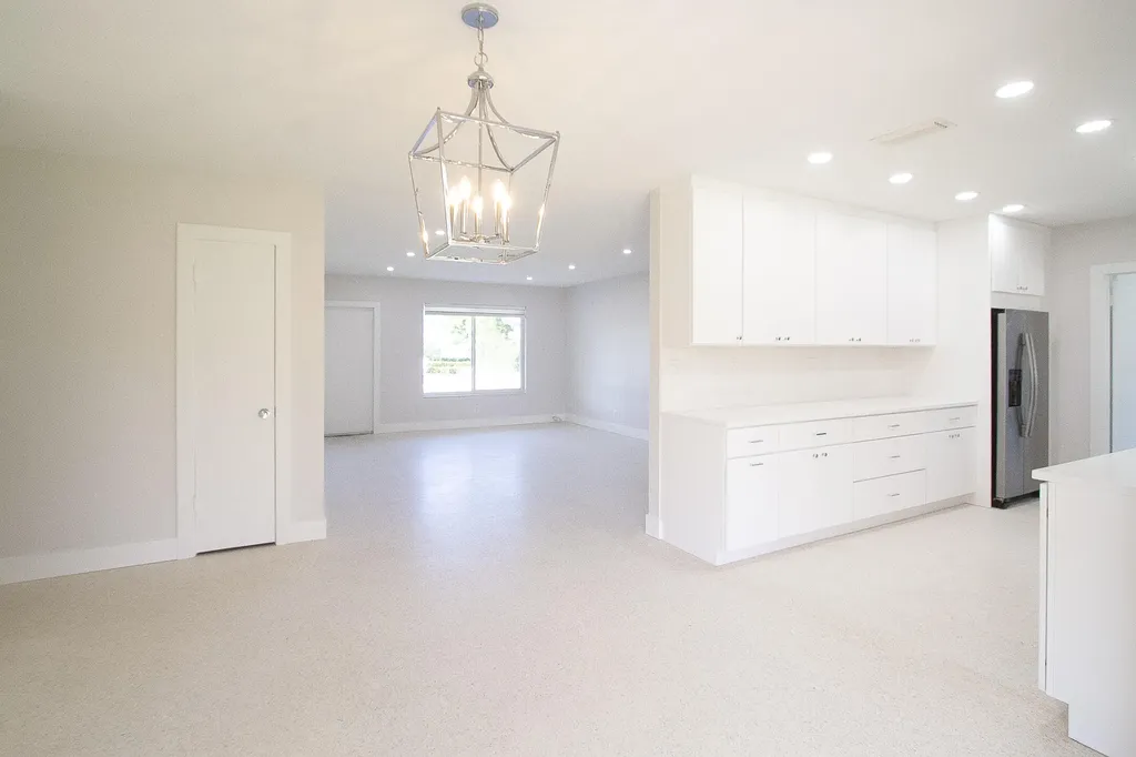 214 SW 3rd Street Boca Raton FL 33432