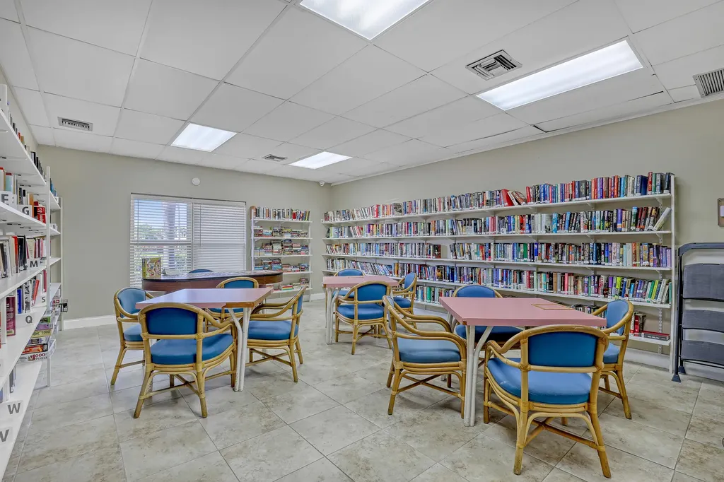 2894 Crosley Drive E West Palm Beach FL 33415