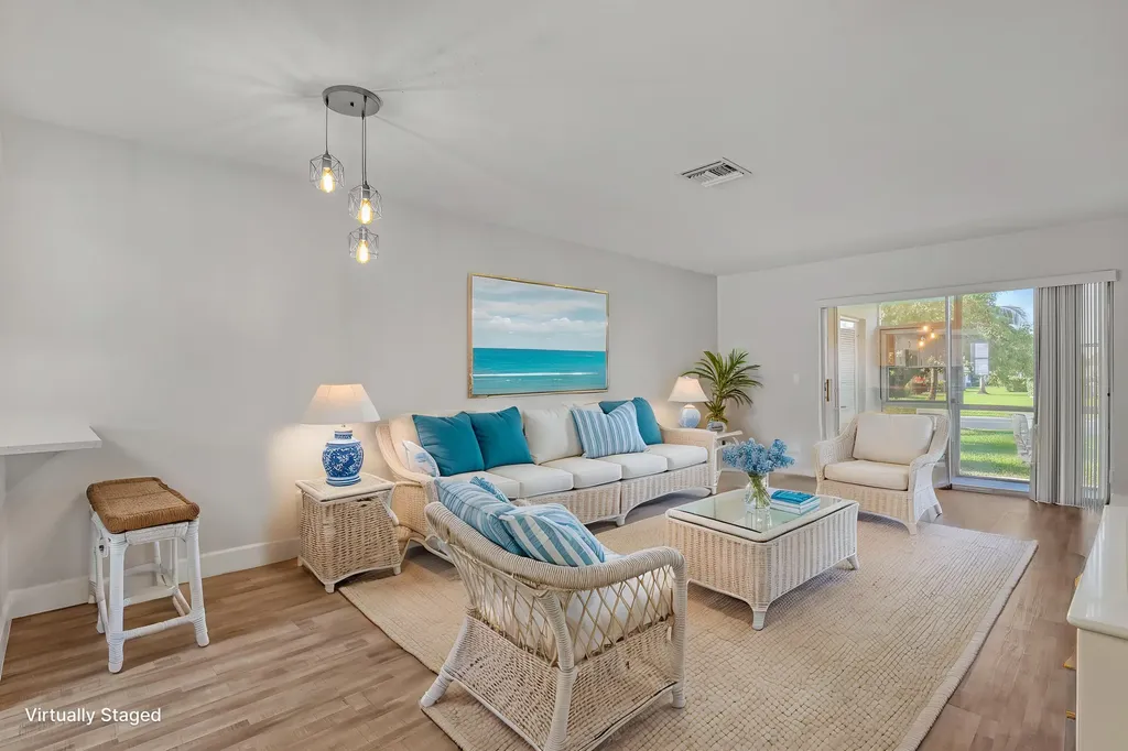 2894 Crosley Drive E West Palm Beach FL 33415