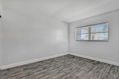 2894 Crosley Drive E West Palm Beach FL 33415