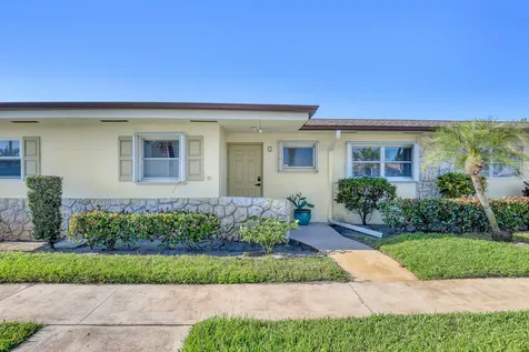2894 Crosley Drive E West Palm Beach FL 33415