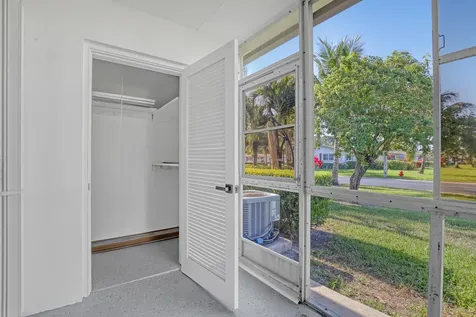 2894 Crosley Drive E West Palm Beach FL 33415