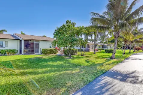 2894 Crosley Drive E West Palm Beach FL 33415
