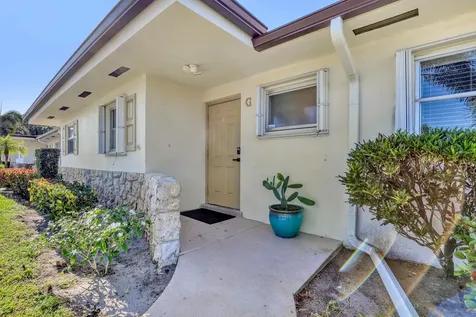 2894 Crosley Drive E West Palm Beach FL 33415