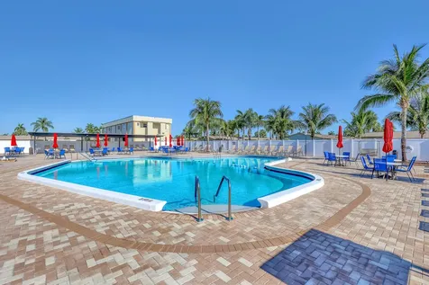 2894 Crosley Drive E West Palm Beach FL 33415