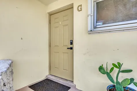 2894 Crosley Drive E West Palm Beach FL 33415
