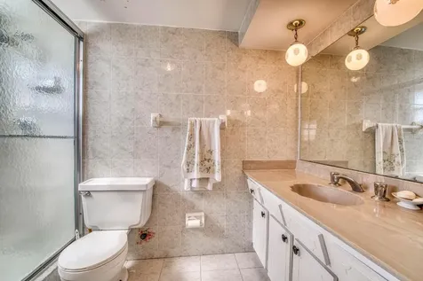 4281 NW 41st Street Lauderdale Lakes FL 33319