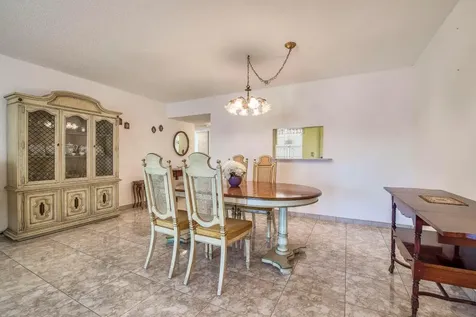 4281 NW 41st Street Lauderdale Lakes FL 33319