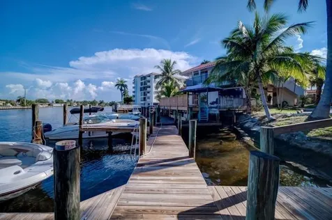 1827 Middle River Drive Fort Lauderdale FL 33305