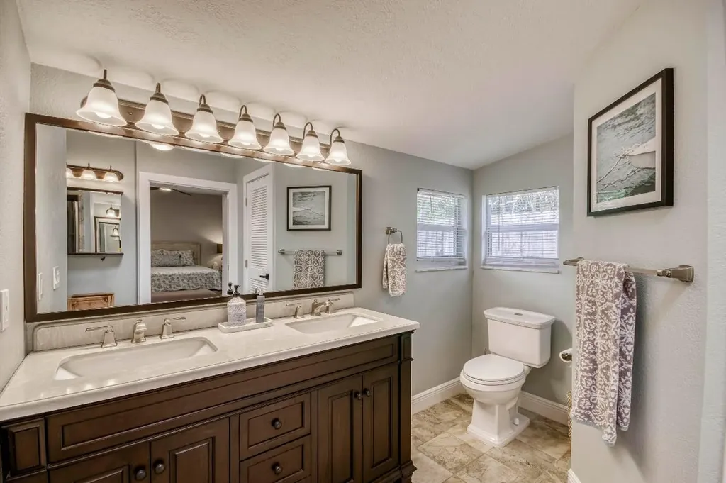 404 S Caloosahatchee Avenue Jupiter FL 33458