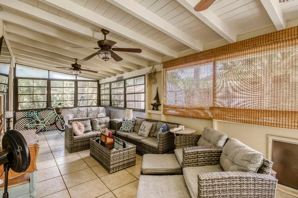 404 S Caloosahatchee Avenue Jupiter FL 33458