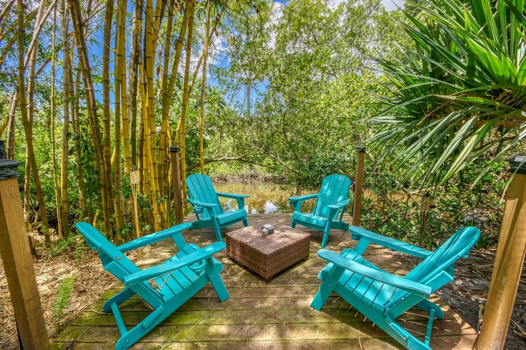 404 S Caloosahatchee Avenue Jupiter FL 33458