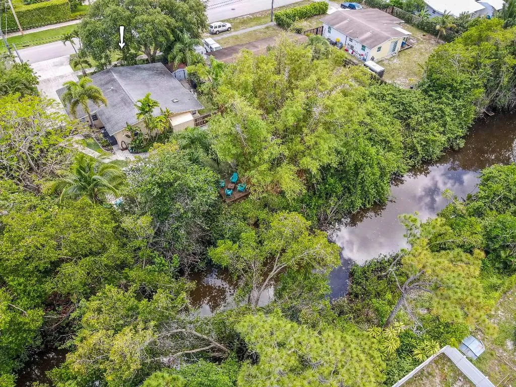 404 S Caloosahatchee Avenue Jupiter FL 33458